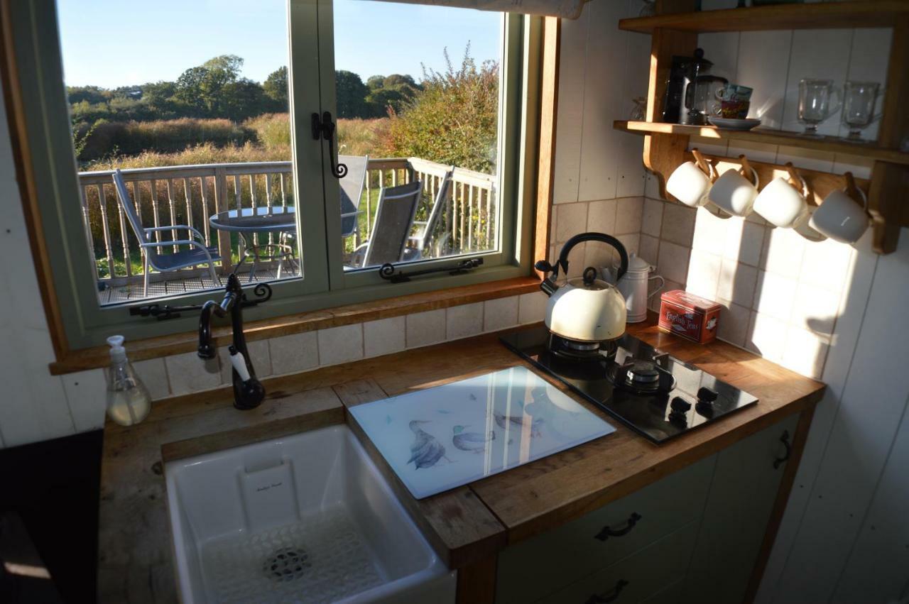 Rose Shepherds Hut Badlesmere Exterior foto